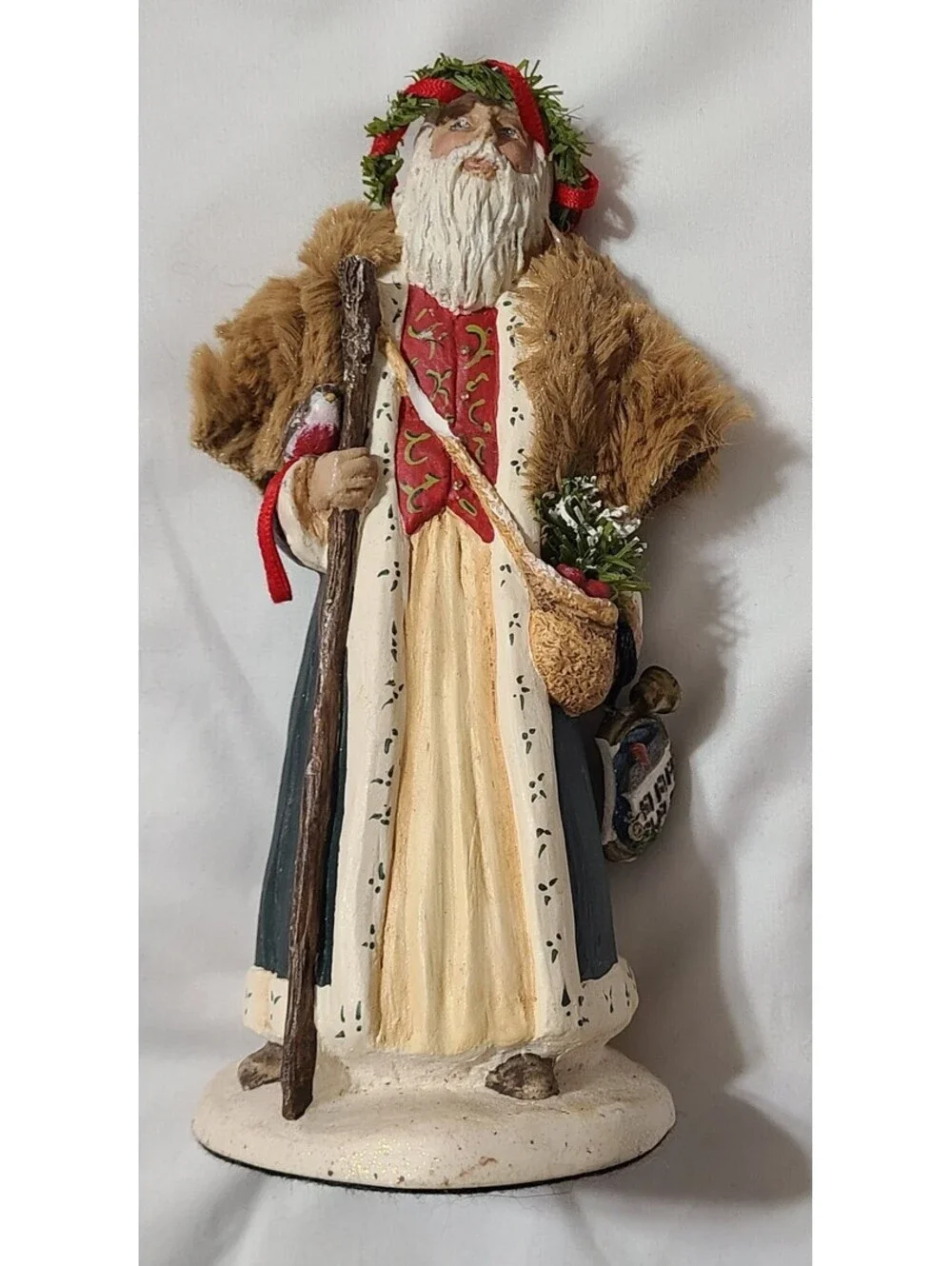 2pc Hand Painted Santa Figurines 8